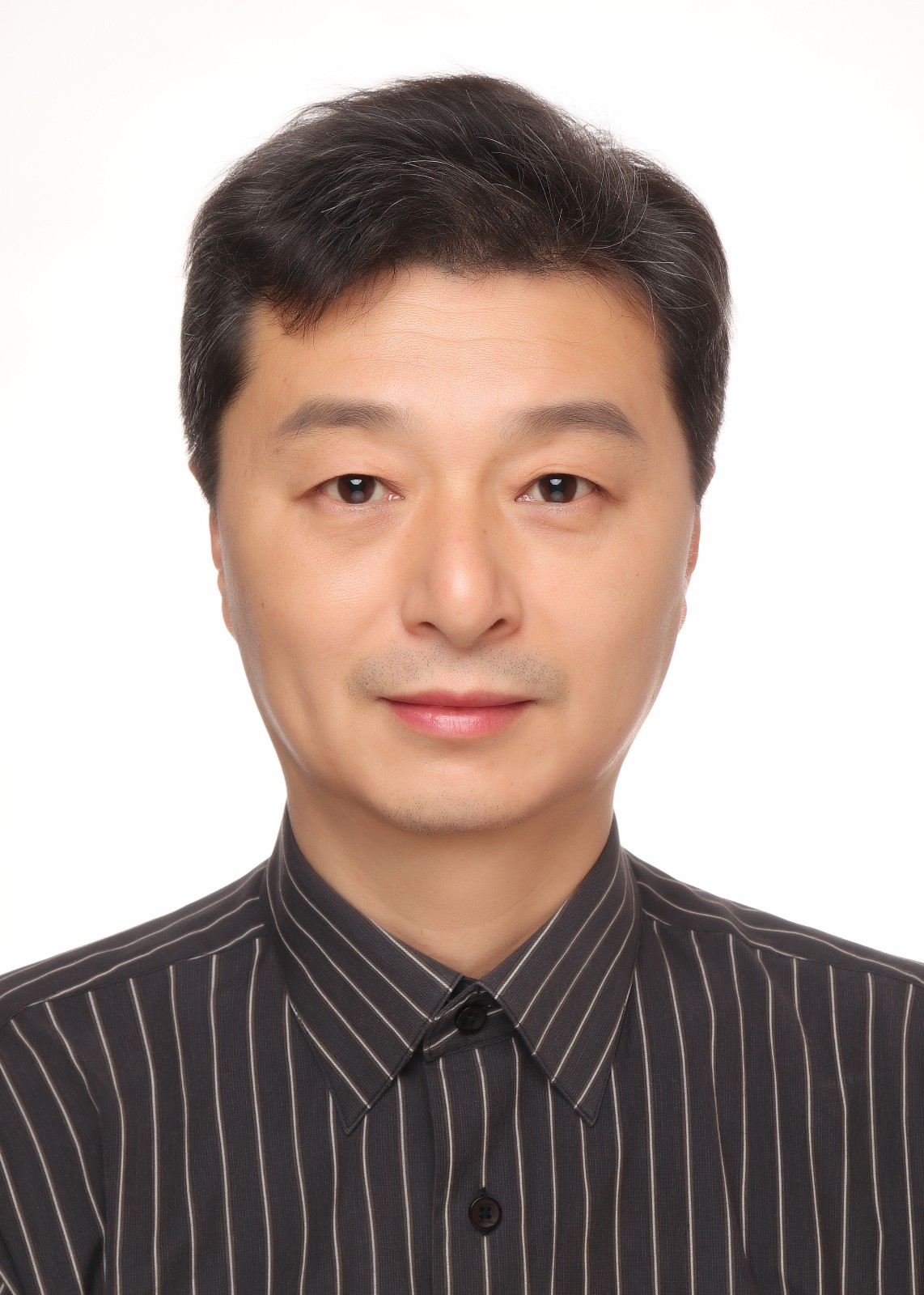 嚴迎春.JPG
